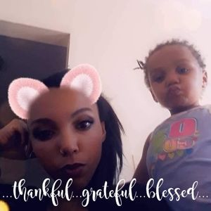 Meet your Posher, Corina